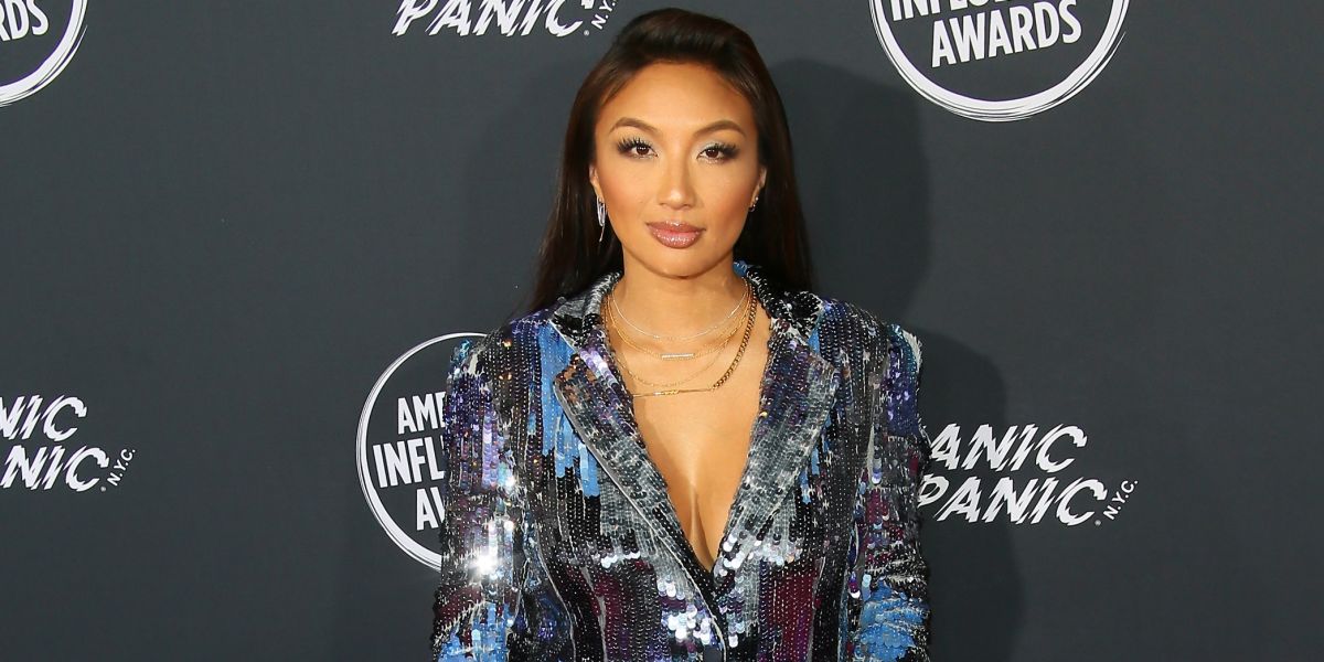 How tall is Jeannie Mai?